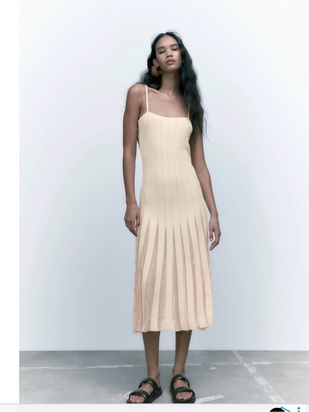 Zara Pleated knit Midi Dress